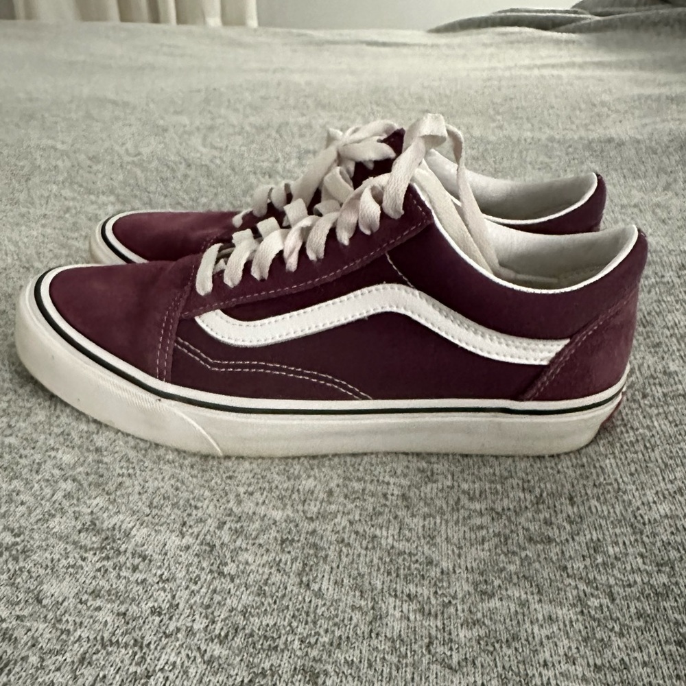 Women’s Vans Old Skool size 8.5